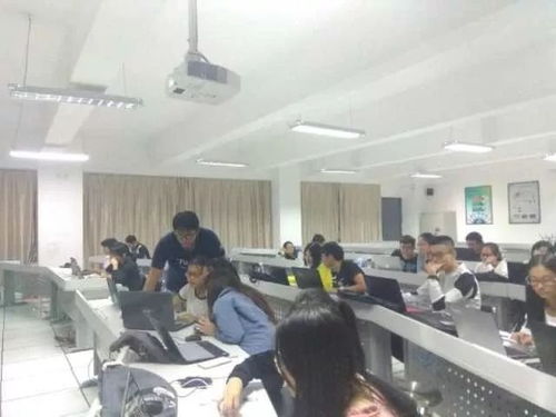 创软俱乐部PS技能培训 开启创意设计新篇章